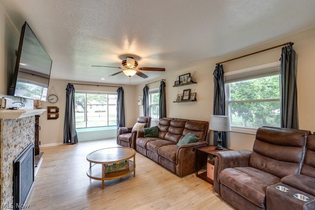 7447 Midland Road, Independence, OH 44131