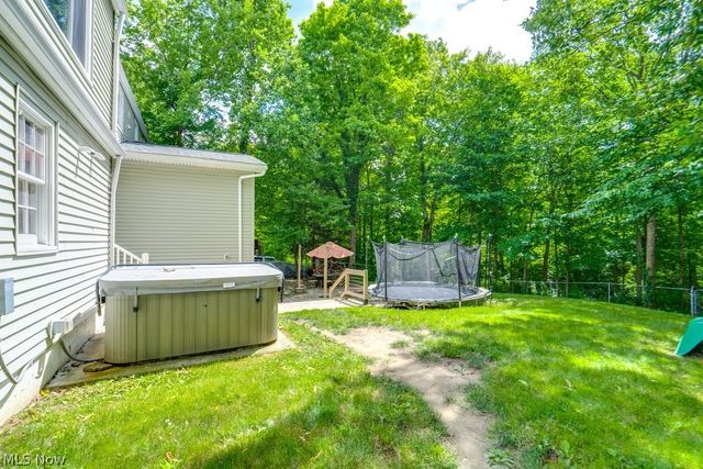 7447 Midland Road, Independence, OH 44131