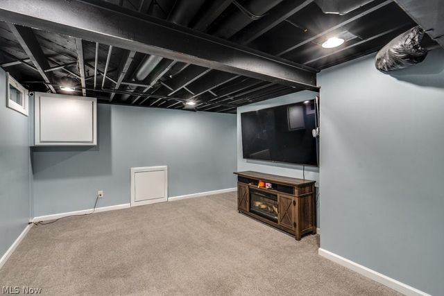 7447 Midland Road, Independence, OH 44131