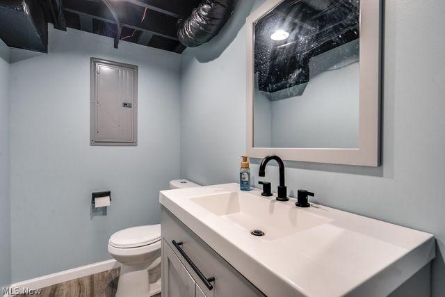 7447 Midland Road, Independence, OH 44131