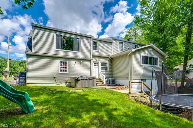 7447 Midland Road, Independence, OH 44131