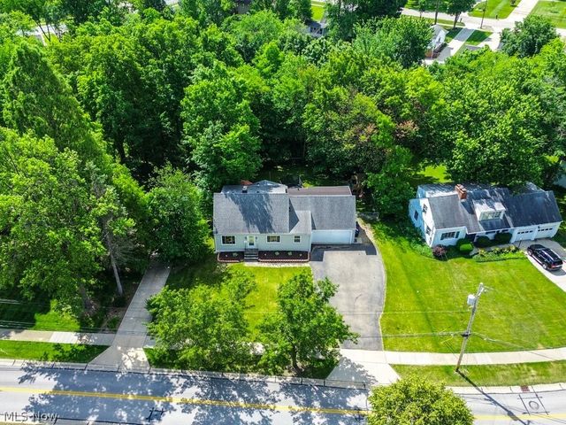 7447 Midland Road, Independence, OH 44131