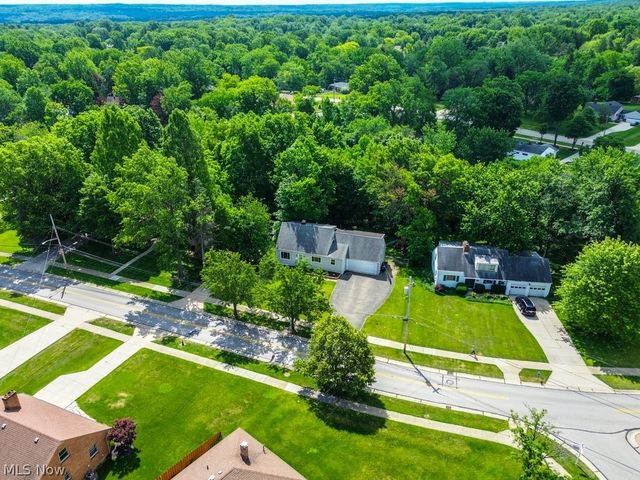 7447 Midland Road, Independence, OH 44131