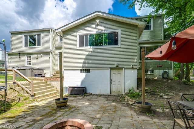 7447 Midland Road, Independence, OH 44131
