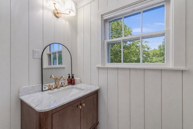 6511 Gaston Avenue, Dallas, TX 75214