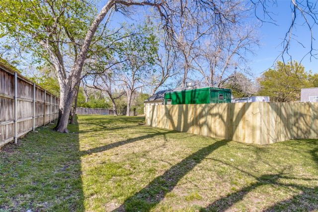 6511 Gaston Avenue, Dallas, TX 75214