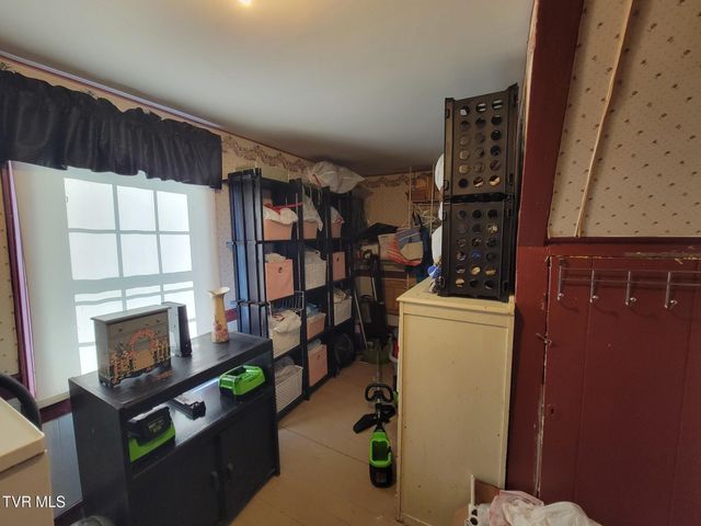 825 Sandy Valley Road, Rogersville, TN 37857