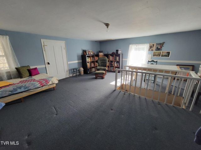 825 Sandy Valley Road, Rogersville, TN 37857