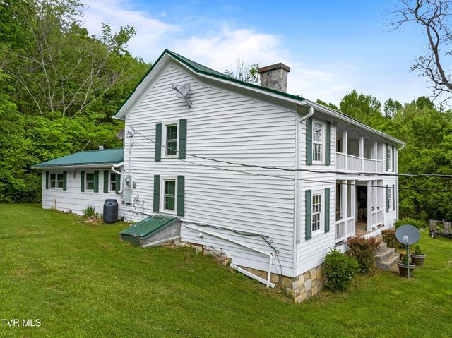 825 Sandy Valley Road, Rogersville, TN 37857