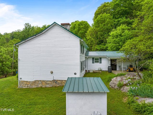 825 Sandy Valley Road, Rogersville, TN 37857