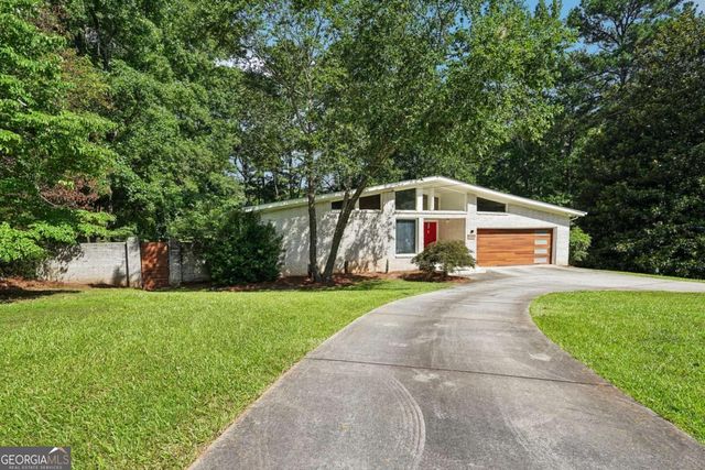 2018 Glacier Drive, Stone Mountain, GA 30087