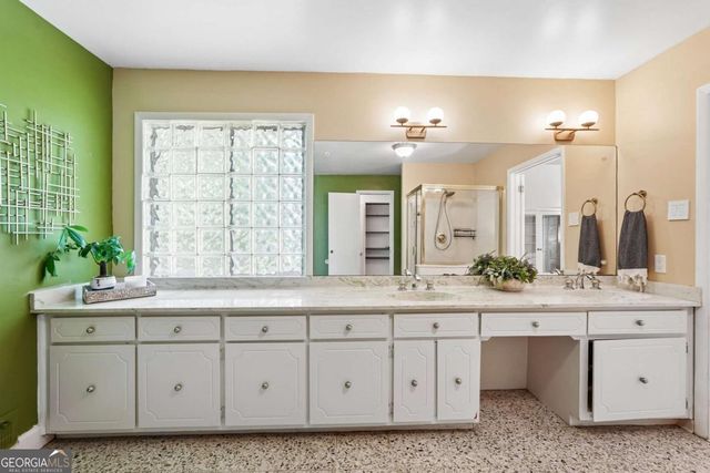 2018 Glacier Drive, Stone Mountain, GA 30087