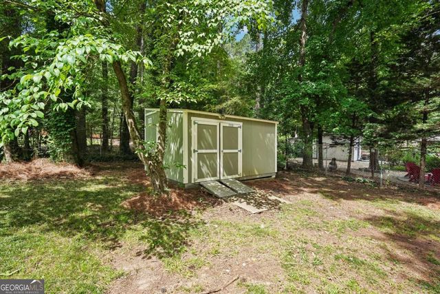 2018 Glacier Drive, Stone Mountain, GA 30087