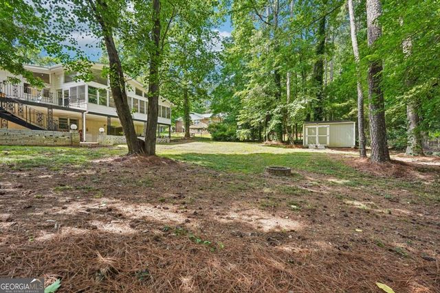 2018 Glacier Drive, Stone Mountain, GA 30087