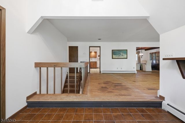 21 Duynecrest Rd, Montville Twp., NJ 07082