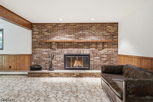 21 Duynecrest Rd, Montville Twp., NJ 07082