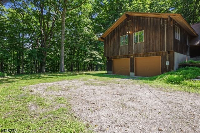 21 Duynecrest Rd, Montville Twp., NJ 07082