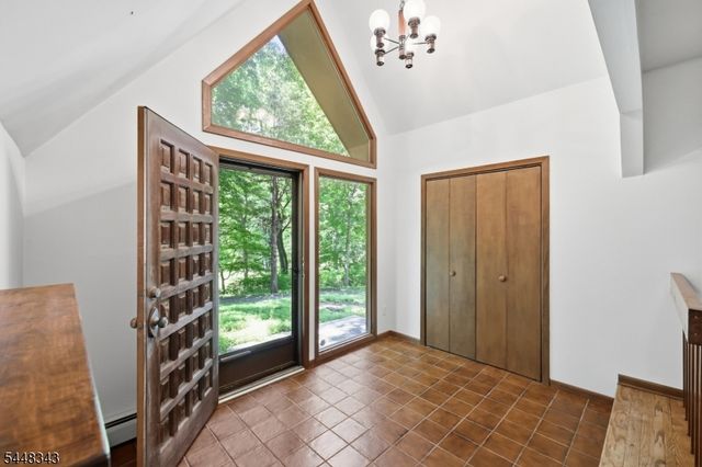 21 Duynecrest Rd, Montville Twp., NJ 07082