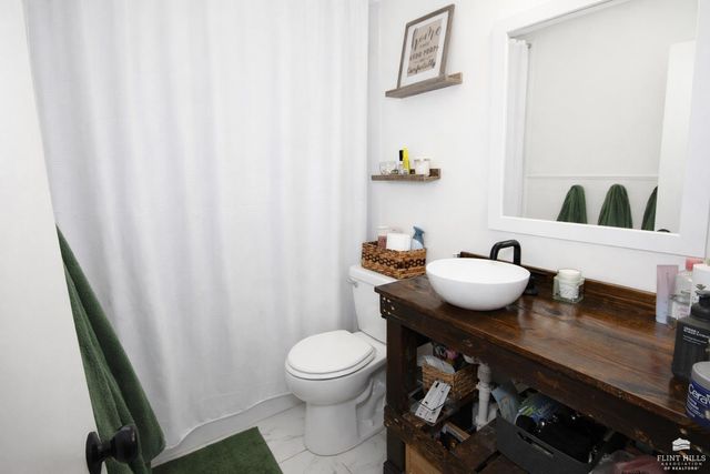 1117 St Marys Road, Junction City, KS 66441