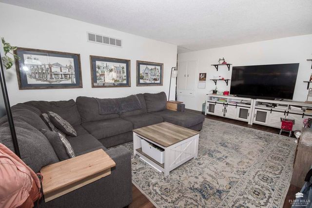 1117 St Marys Road, Junction City, KS 66441