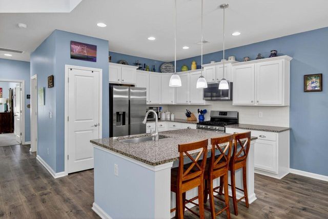 2572 Kingsfield Street, Mount Pleasant, SC 29466