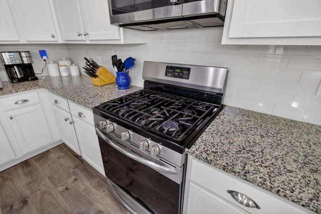2572 Kingsfield Street, Mount Pleasant, SC 29466