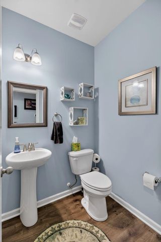 2572 Kingsfield Street, Mount Pleasant, SC 29466