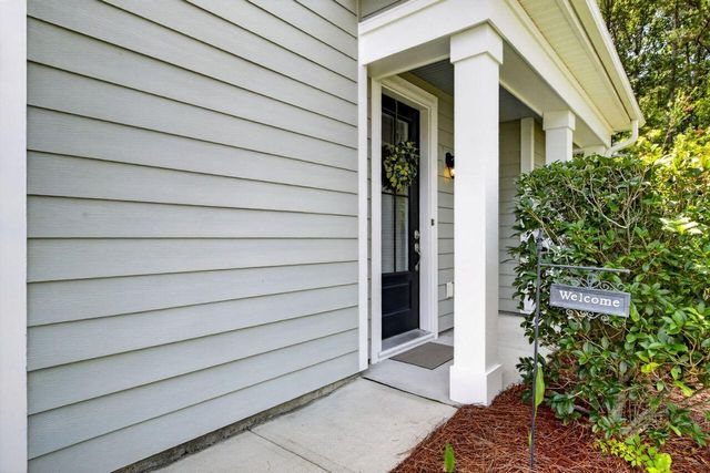 2572 Kingsfield Street, Mount Pleasant, SC 29466