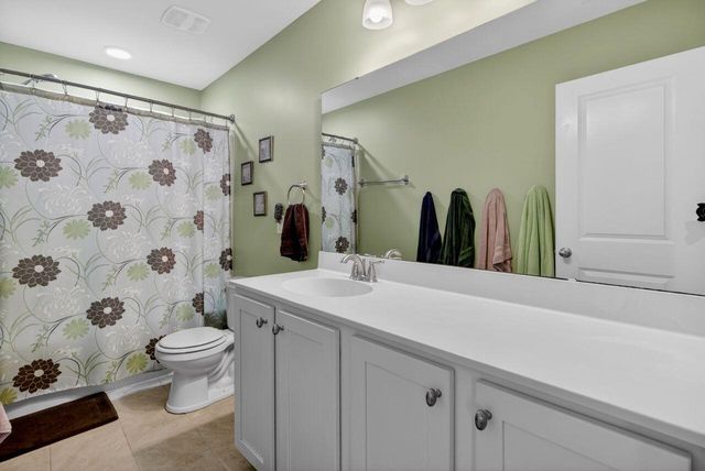 2572 Kingsfield Street, Mount Pleasant, SC 29466