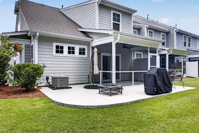 2572 Kingsfield Street, Mount Pleasant, SC 29466