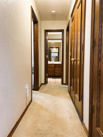 901 W Park Lane, Kingfisher, OK 73750