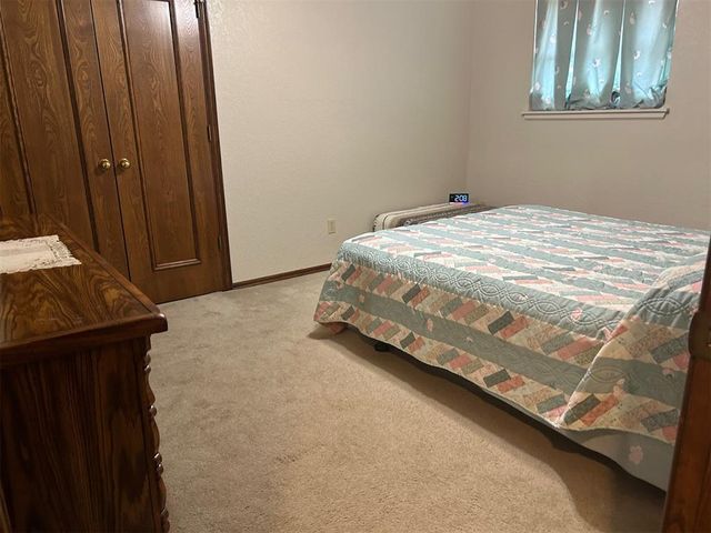 901 W Park Lane, Kingfisher, OK 73750