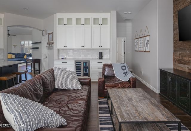 11880 N Thornbush Drive, Oro Valley, AZ 85737