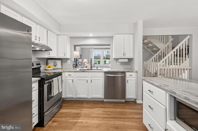 2814 RAYMOND CT, Falls Church, VA 22042
