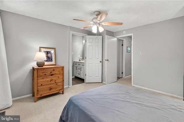 2814 RAYMOND CT, Falls Church, VA 22042