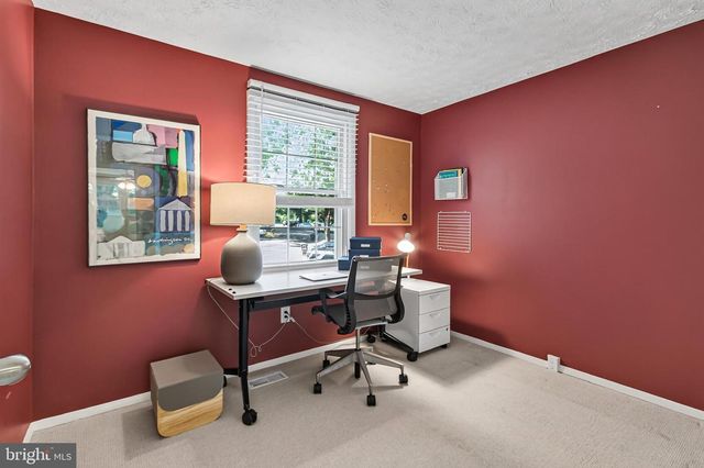 2814 RAYMOND CT, Falls Church, VA 22042