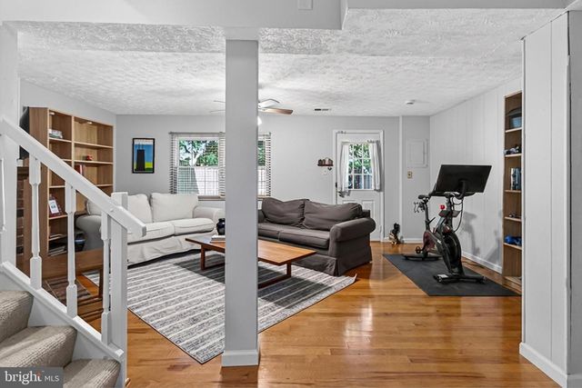 2814 RAYMOND CT, Falls Church, VA 22042