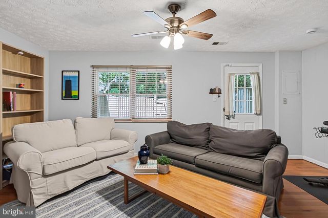 2814 RAYMOND CT, Falls Church, VA 22042