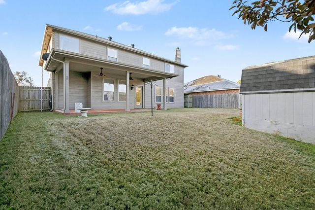 415 Hidden Ridge Drive, Burleson, TX 76028