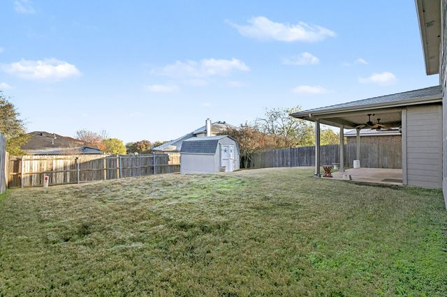 415 Hidden Ridge Drive, Burleson, TX 76028