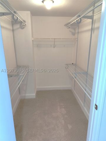 14951 Royal Oaks Ln 1006, North Miami, FL 33181