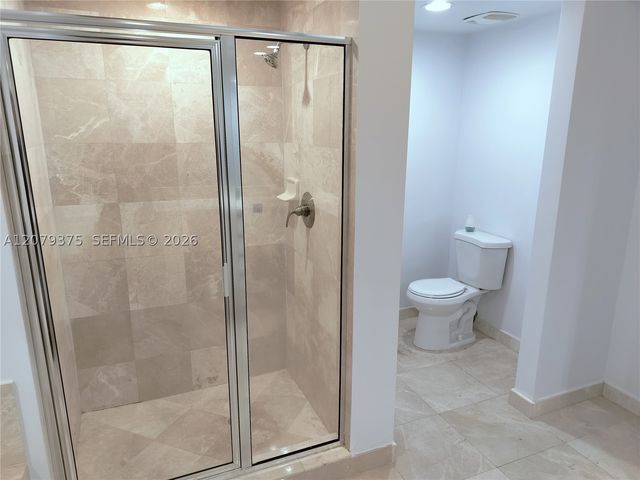 14951 Royal Oaks Ln 1006, North Miami, FL 33181