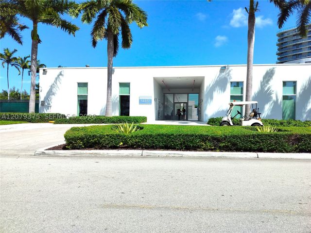 14951 Royal Oaks Ln 1006, North Miami, FL 33181