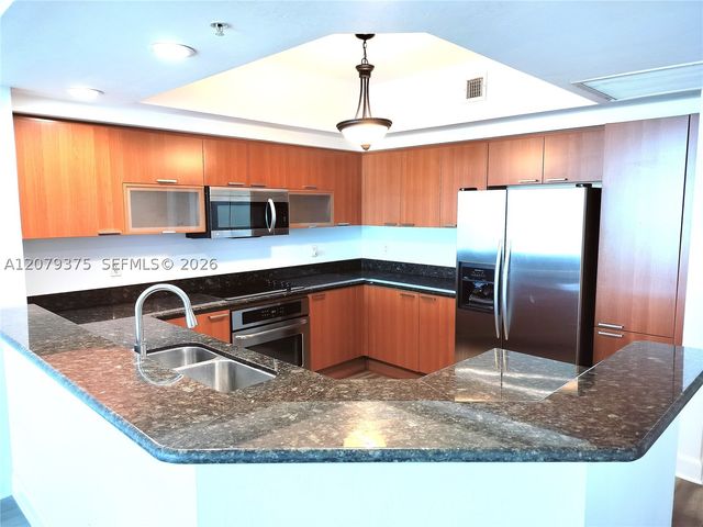 14951 Royal Oaks Ln 1006, North Miami, FL 33181