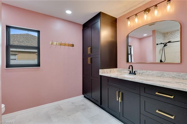 1623 SW 6th AVE, Cape Coral, FL 33991