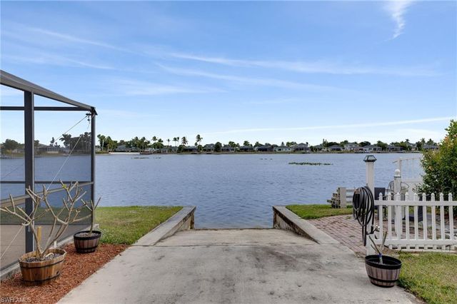1623 SW 6th AVE, Cape Coral, FL 33991