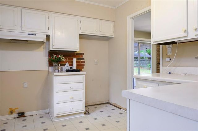 800 Graymont Drive, Mobile, AL 36608