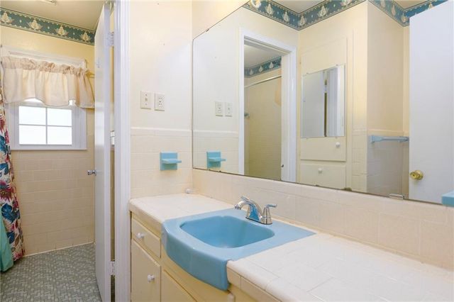 800 Graymont Drive, Mobile, AL 36608