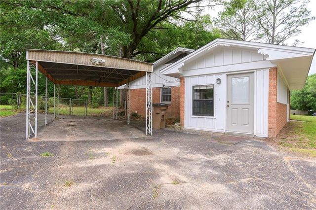 800 Graymont Drive, Mobile, AL 36608