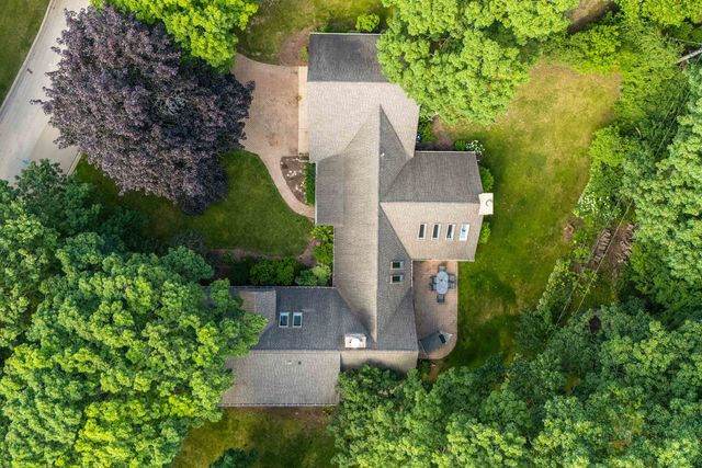 39 Wiltshire Drive, Lincolnshire, IL 60069
